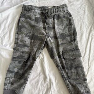 OshKosh B'gosh Gray Camouflage Joggers